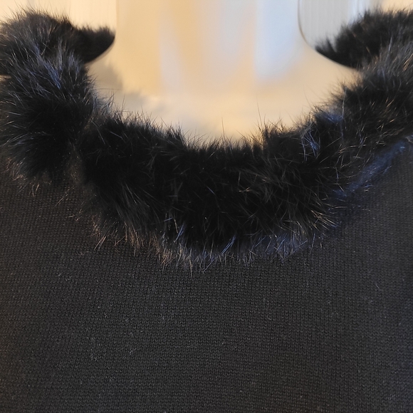Fur collar sweater - Picture 4 of 4